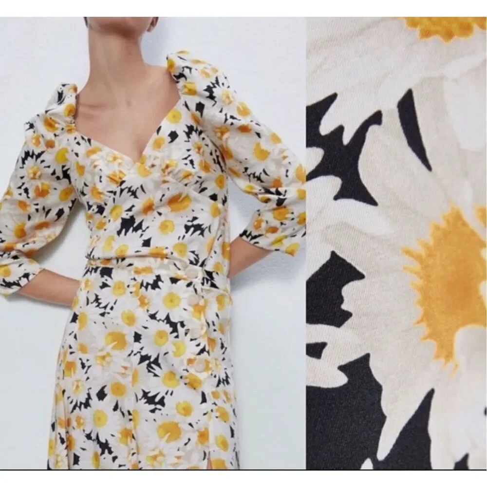 Zara Daisy Pattern Peasant Blouse Floral V Neck Puff‎ Sleeves Size S